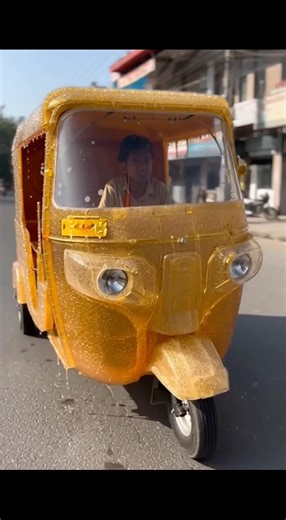 Chini wali auto pighal gayi 😂 #kite #shorts