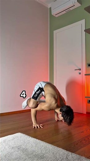 Easy Handstand Tutorial 😂✅#handstandworkout #handstand #workout #motivation