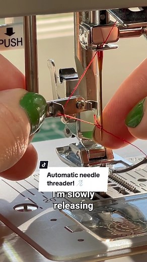 How to use the automatic needle threader! #sewing #sewingtiktok #sewingforyoupage
