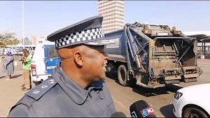 The Durban Metro Police conducted a by-law enforcement operation on uMngeni Road on Wednesday morning. 🎥 Phindile Nqumako | Daily News