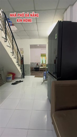 CHÍNH CHỦ CẦN BÁN GẤP - GIÁ ĐẦU TƯ TỐT - 50M2 - 2 TẦNG HOÀNG DIỆU - KIỆT THÔNG THOÁNG - DÒNG TIỀN 6TR/ THÁNG. SÁT CHỢ MỚI. LOANH QUANH 2 ĐỒNG. #trendingreels #xuhuongfb #TẾT #nhadepgiatot #bdsdanang #KINHOME #BDSHaiChau | Nguyễn Kin