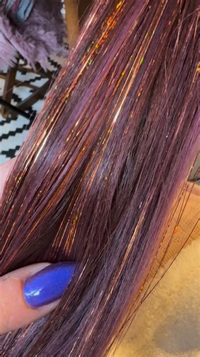 How to crochet your own Dreadlocks?🫣 You can work with different techniques, smooth, curly, or knobbly dreads, you can create cords or add braided accents. That’s exactly why I love synthetic hair! You can do ANYTHING with it...😻 #dreadstagram #dreaded #syntheticdreads #dreadmaker #dreadwork Are you interested in learning how to do it? | J.B‘s Dreadwerkstatt