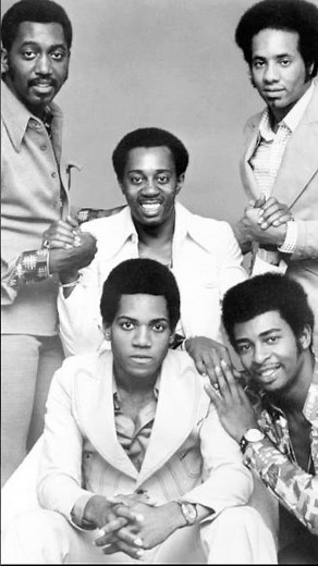 #Onthisday in 1974,The Temptations’ song “Let Your Hair Down” became their 13th #1 on the R&B chart