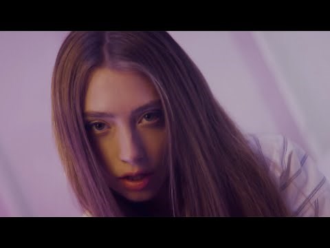 Baker Grace - Midnight Thoughts (Official Music Video)