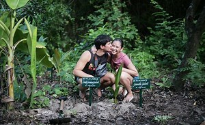 Sarah Geronimo spent her birthday planting a tree with husband Matteo