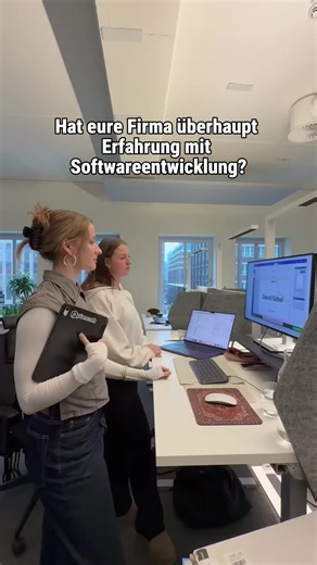 Ihr werdet das vielleicht nicht wissen, aber die Wurzeln der Softwareentwicklung liegen weiter zurück als gedacht - zumindest bei uns 😄 Wir geben für euch schon lange unser Bestes! 💚 #funny #aitrend #kideutschland #plancraft #handwerkersoftware