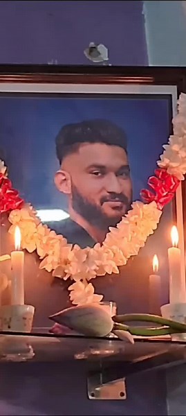 Urban Street Scenes and Human Connection in Focus