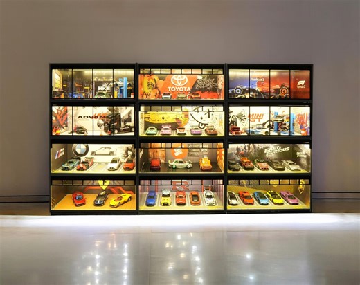 1:64 LED Garage Diorama – Modular Wall-mounted Display | Compatible With Hot Wheels & Minigt | 30  Backgrounds | ONE GARAGE - Etsy