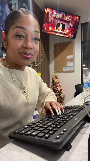 Typing ASMR Experience with Long Nails