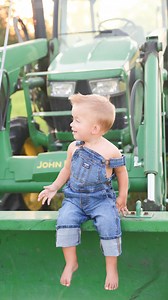 tractor lovin toddler photoshoot🚜💛 | Mrs.HannahLong