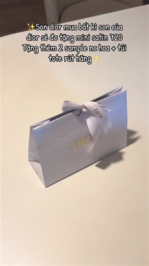 Son Dior chính hãng: mua tặng mini Satin 720 quà tặng