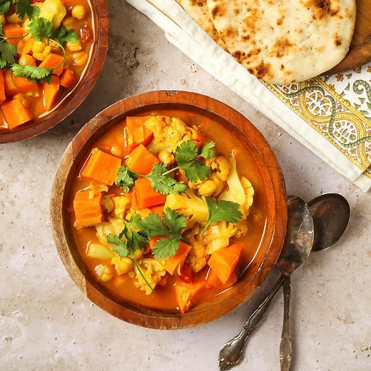 Slow-Cooker Vegetable Curry