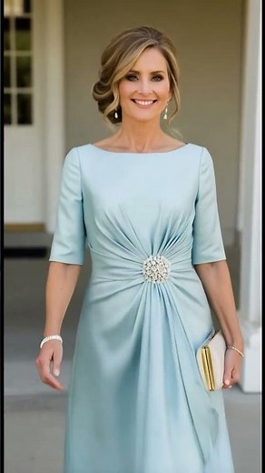 Chic & Timeless Light Blue Satin Dresses for Mother of the Bride
