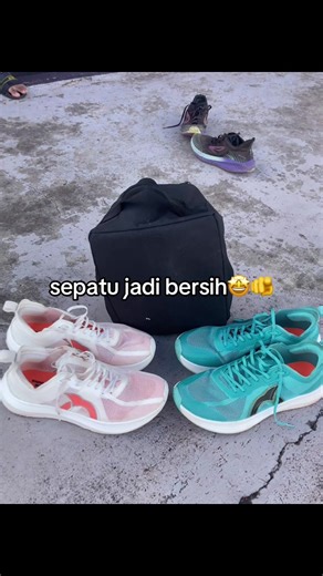 #cucisepatu #pembersihsepatu #kinclong #cleanshoes #binsik #pelari