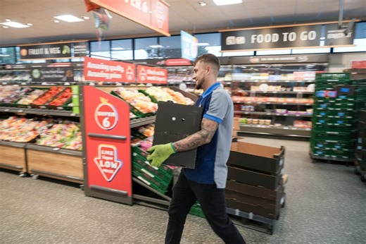 Boost your Christmas income as UK supermarket launches 4,500 new jobs - how to apply