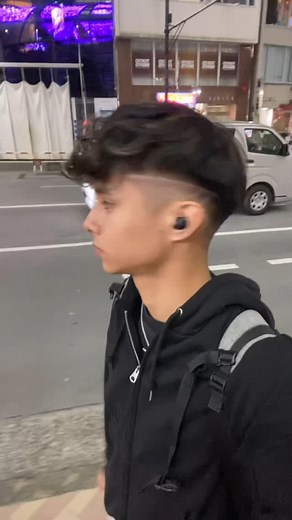 黒川 健 / Ken Kurokawa on Instagram: "new hair‍♂️"