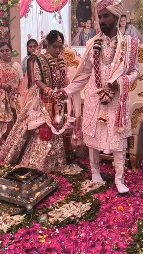 Pheras in Slow Motion ❤️ | Gujarati Wedding Ritual | Sacred Moments