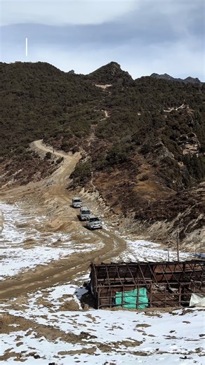 BHAIRABKUNDA TREK PACKAGE 1night/2days PER PERSON 6,000/- by scorpio Day 1: Kathmandu → sukute → bagam – Early morning drive from Kathmandu towards Sindhupalchok (Ilisti Mai) to Bagam – Enjoy peaceful nature, prayer flags, and beautiful village views – Evening rest, local dinner, and overnight stay at Bagam Day 2: Bagam → Chokarmokar → Bhairab Kunda → Return to Kathmandu – Early morning drive from Bagam to Chokarmokar (approx. 1 hour) – Hike from Chokarmokar (the trek starting point) to Bhairab 