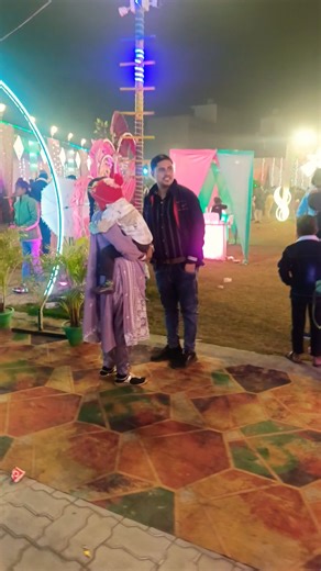 Tere Roop Ki Awaaz Hun Main