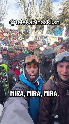 Así de petado está hoy que ha abierto a las 12 la estación y solo ha abierto borreguiles #sierranevada#esqui#snow #publi