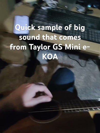 Taylor GS Mini e-KOA first strums and sound of guitar
