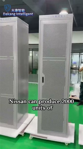 intelligent communication box can be controlled by the temperature control module to cool down!