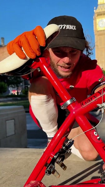 Ultimate BMX rebuild at Big Ben! ☝️😳📈 #bmx #bikes #london