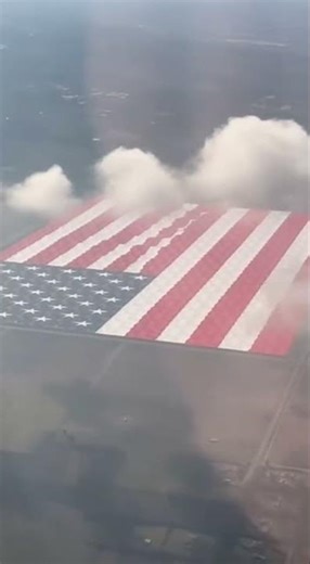 Worlds largest American flag ever view from 15,000 fts 😳 #viralvideo #usa #america #worldbiggestflag
