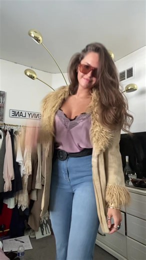 70s Fashion Inspiration from the EEVVVVIIILLLL Woman