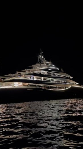 The 91m Super Yacht LADY LARA ✨️