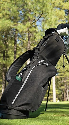 PING on Instagram: "Lightweight 🤝 functionality. At 4.5 lbs. the Moonlander is made for the walking purist. Shop the newest carry bag model at the link in our bio."
