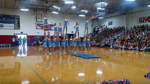 Texas cheerleaders honor 9/11 victims in tribute cheer routine