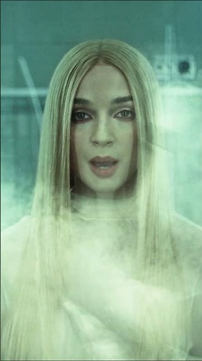 BAD OMENS / POPPY 'V.A.N'