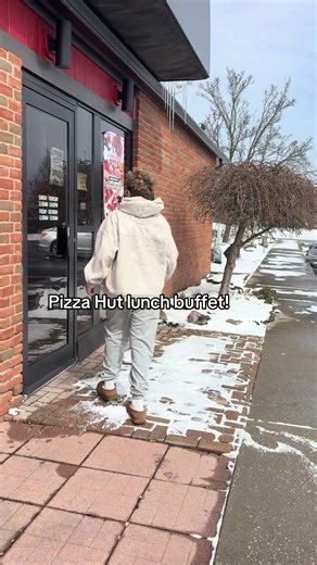 Pizza Hut Lunch Buffet Review