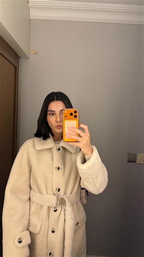 Eda Bektaş on Instagram: "markası urbancode, krem kaban yazarsanız bulabilirsiniz