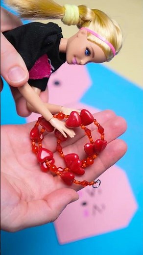 Crafty Barbie Adventures: DIY Surprise Bag Fun! 🎨✨