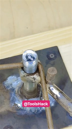 Tool for making iron rod frame 🧑‍🔧🔧🔩⚒️🛠️✅ . . . . . . #reelsfb #toolstour #5minutescraft #hacksandtips #5minutecrafts #drillingtools #workshoptools #diytools #lifehacks #short | Tools Hack