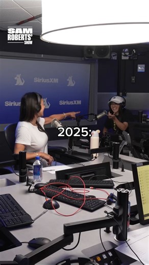 Danielle Vuono on Instagram: "2025!!!!! here are a handful of my fav moments on @samrobertssxm with some amazing people i had the pleasure of meeting this year :)) on a more serious note than my previous post, i am so incredibly appreciative for my time on @samrobertssxm! after my first convo w @travistefft a year ago, i knew he was gonna be the best boss anyone could ever want. from the jump, i was met with respect and curiosity from all the guys, and an open mic!!!! which was more than i ever 