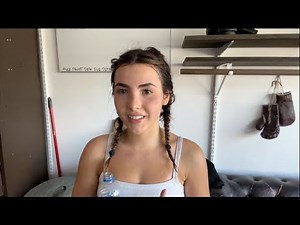 Andrea works out and issues a knockout threat to Dina.