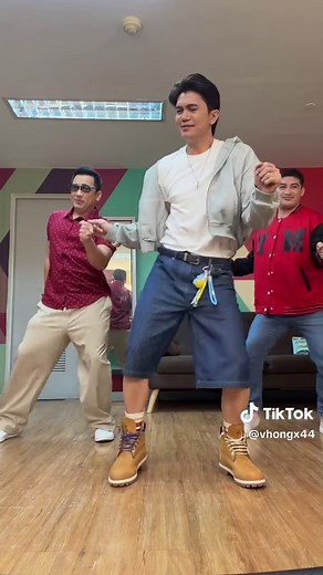 Vhong Navarro Dance Moves Featuring Danilo and Nicko