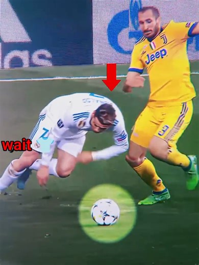 Cristiano Ronaldo's Fashionable Outfit and Its Price