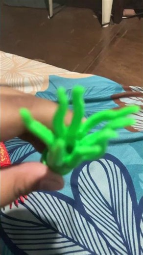 Squid pool toy simulator