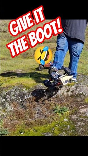 🤣 How to get your first scratches on your new build! #axial #scx10 #honcho #funny