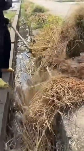 Deep cleaning extremely dirty gutters #cleaning #maintenance #machinery