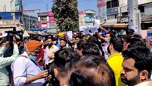 35 reactions · 14 shares | ਸਰਕਾਰਾਂ ਅੰਨ੍ਹੀਆਂ ਗੂੰਗੀਆਂ ਬੋਲੀਆਂ ਹੋ ਚੁੱਕੀਆਂ ਹਨ ਆਪਣੀ ਧੀਆਂ ਦੀ ਰਖਵਾਲੀ ਆਪ ਕਰਨੀ ਪਵੇਗੀ | Begampura Tiger Force | Facebook