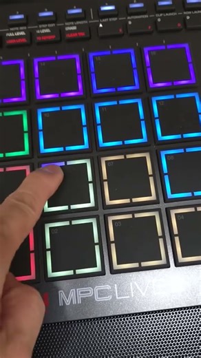 MPC LIVEⅢ MPCeパッド 4つのゾーンに奏法をアサインする #shorts #short