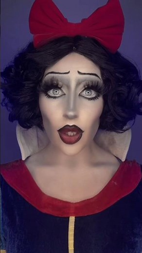 Snow White as a Tim Burton character #timburtonmakeup