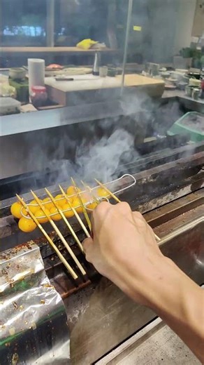 自制提灯架，不需要锡纸黑糊糊的，熟度好掌握，爆浆，少许碳香#好吃到爆的日式烧鸟 #夜市里的烟火气