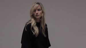 ¡Amor por los vestidos con botas largas! 💕✨ Te esperamos en tiendas Privilege con los últimos diseños de temporada. ¡Te encantarán! 😌 | Privilege