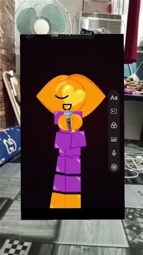 Lisa sings pretty little baby #singer #song #emojicat